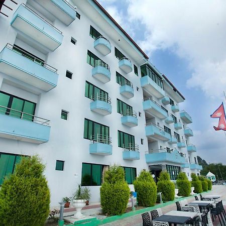 Bojinee Nagarkot Resort Нагаркот Экстерьер фото