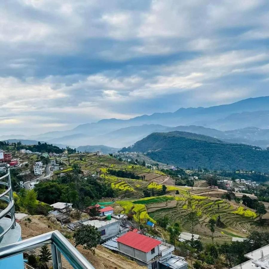 Bojinee Nagarkot Resort Нагаркот Экстерьер фото