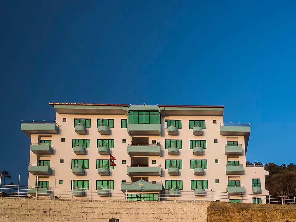 Bojinee Nagarkot Resort Нагаркот Экстерьер фото