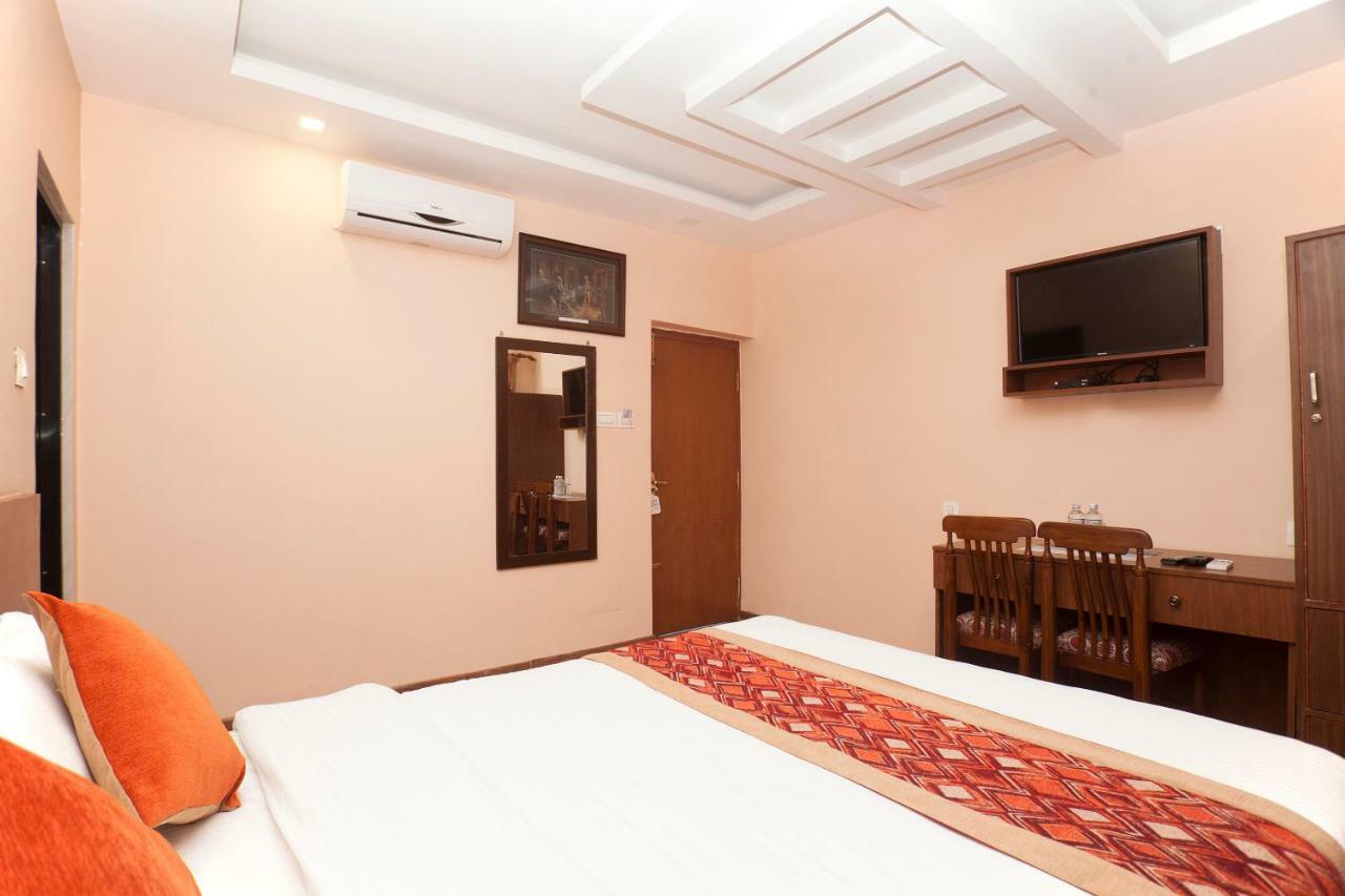 Bojinee Nagarkot Resort Нагаркот Экстерьер фото