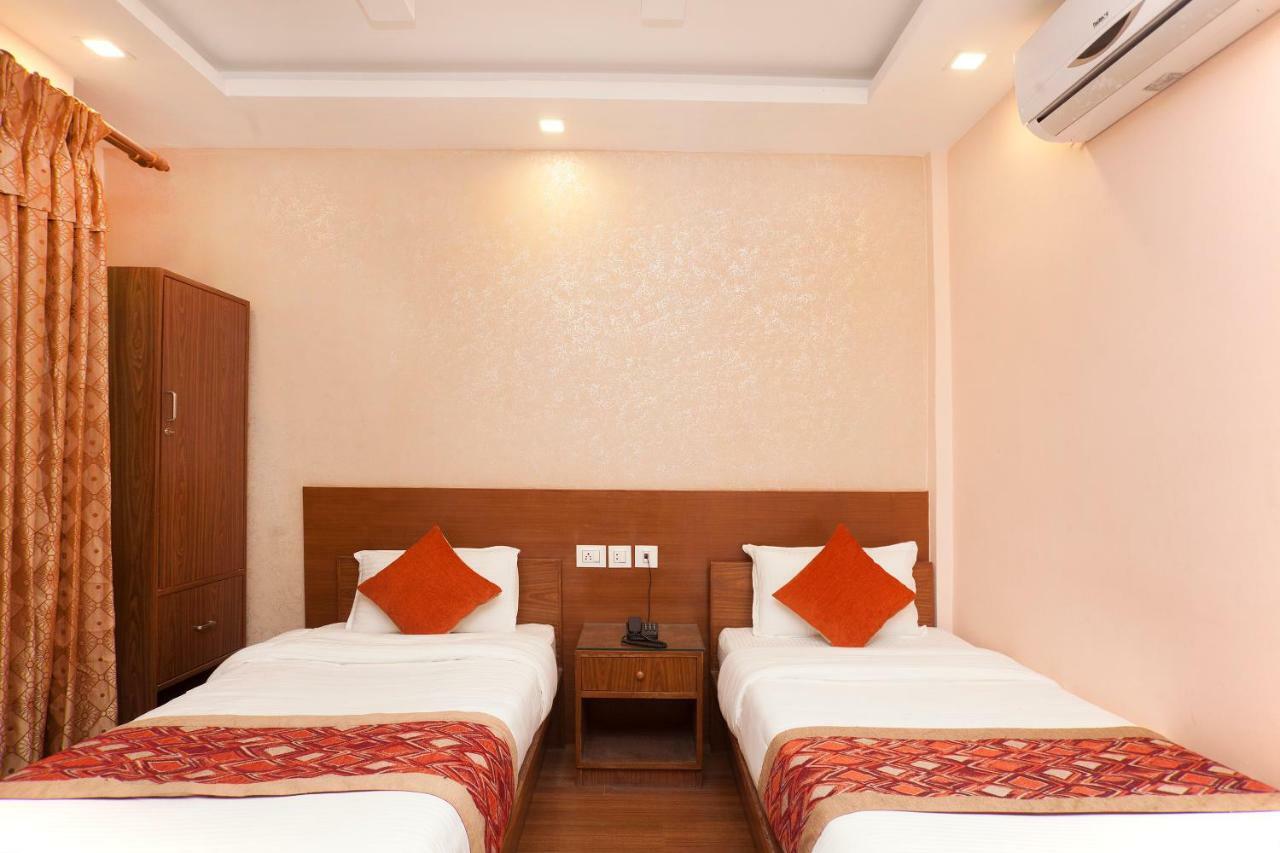 Bojinee Nagarkot Resort Нагаркот Экстерьер фото